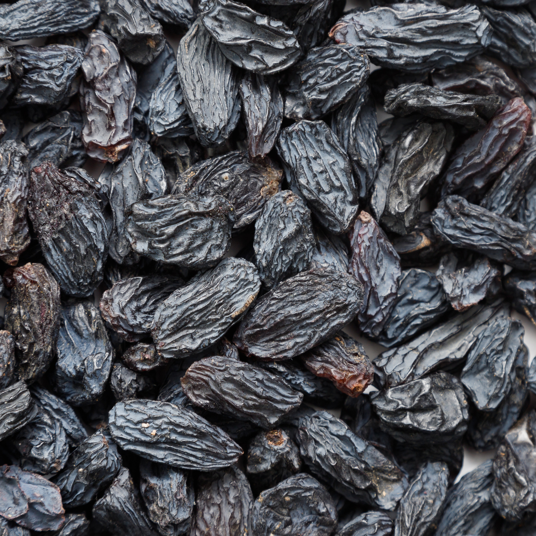 Fresh and Hygienic Black Raisins from Al Madni Trader