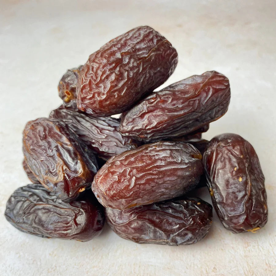 Premium Medjool Palestine Dates  l  تمر المجهول